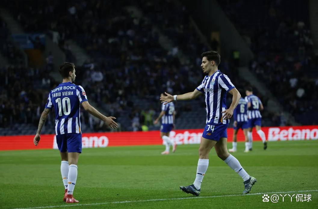 底特律活塞迎葡超关键赛；清晨防线松动；压力陡增；训练强度明显提升(2004年底特律活塞谁是老大)