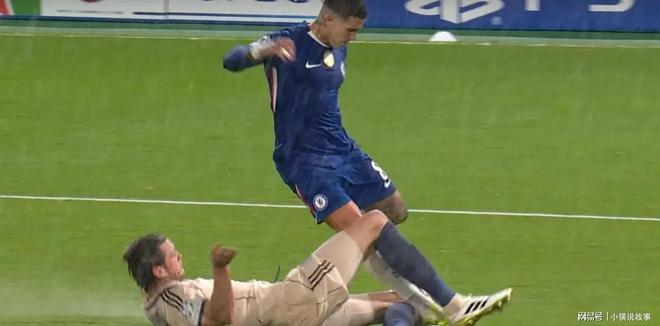  阿贾克斯现在怎么这么垃圾 